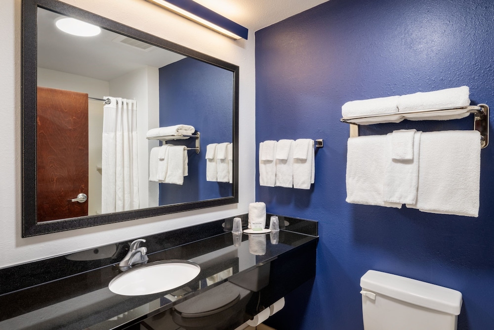 Fairfield Inn & Suites Charleston North Ashley Phosphate - photo 16