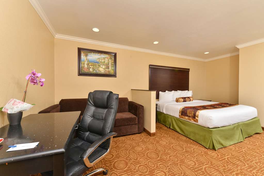 Rodeway Inn San Diego Near SDSU - photo 8
