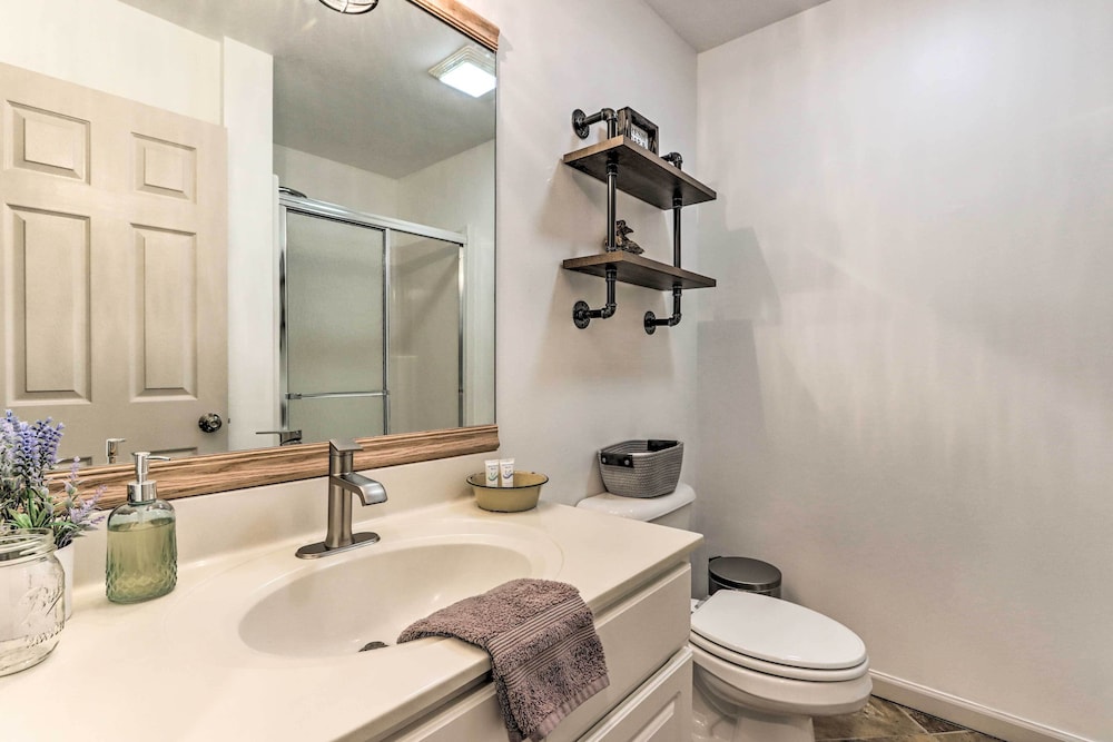 Parkview Bay Condo: Resort Pools & Lake View - photo 18