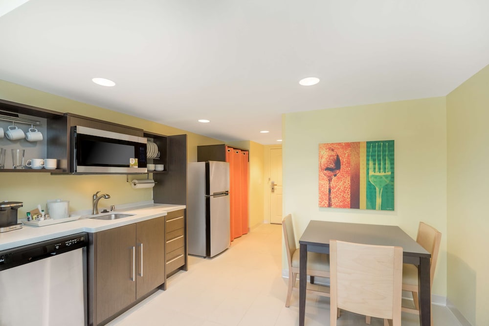 Home2 Suites by Hilton Bowling Green Hotel - photo 15