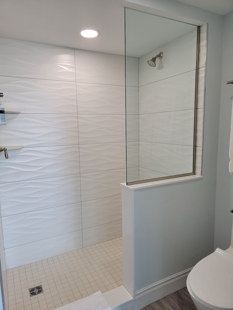 Silver Surf Gulf Beach Resort - photo 23