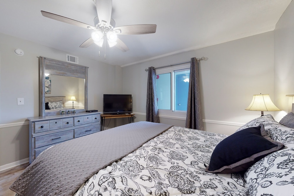 Romar Tower 5C by Meyer Vacation Rentals - photo 12