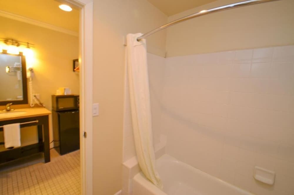 Bay Front Inn Santa Cruz - photo 18