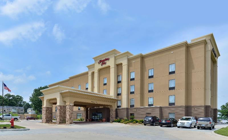 Hampton Inn Ottumwa - photo 5
