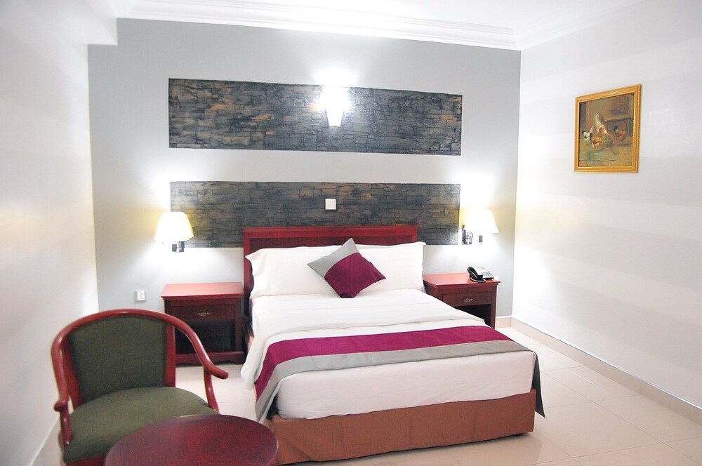 Tomreik Hotel — hotel in Accra