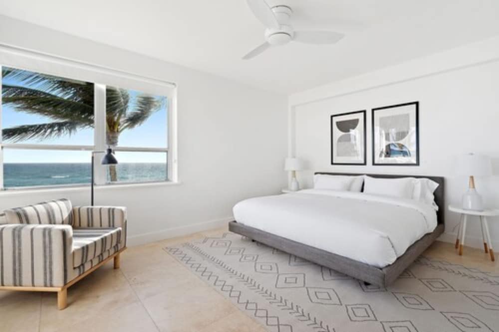 The Ambassador Palm Beach Hotel & Residences - photo 4