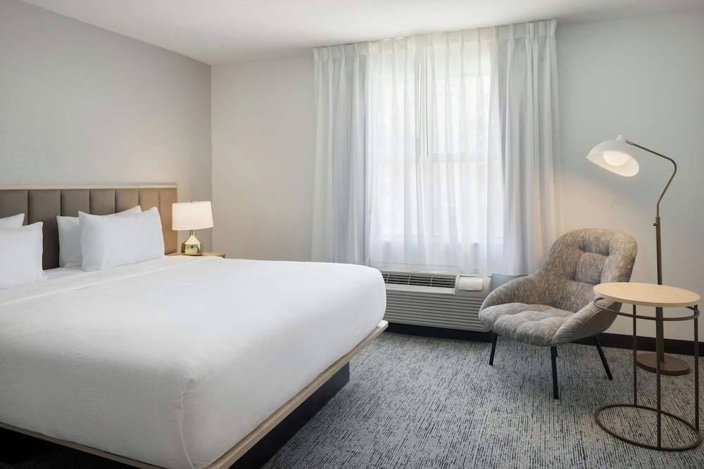 TownePlace Suites by Marriott Tampa Westshore Airport - photo 10