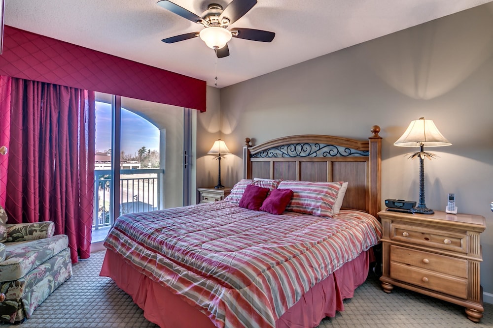 Barefoot Resort North Tower by Condo World - photo 9
