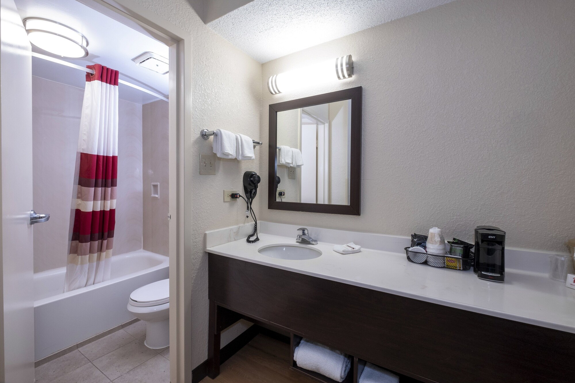 Red Roof Inn Washington DC College Park - photo 4