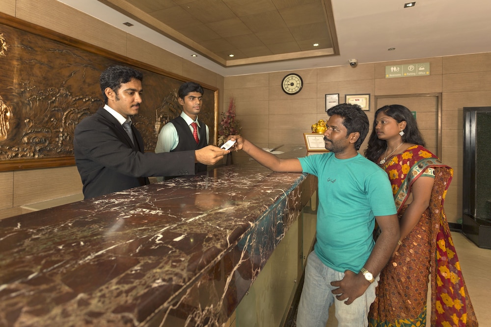 Clinton Park Inn — Kilvelur — photo 3