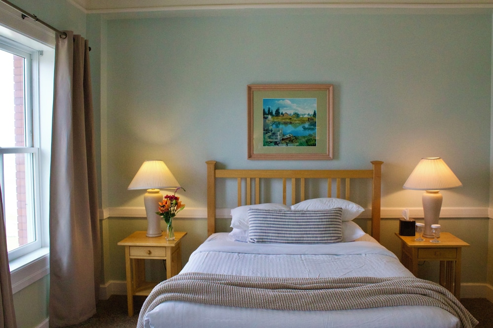 The McKernan Inn - photo 23
