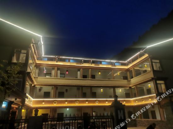 Jiuzhaigou pagoda Inn - last minute hotel in Unknown City