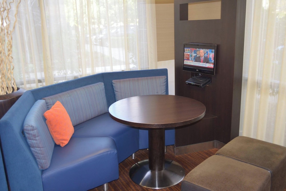 Courtyard by Marriott Sacramento Midtown - photo 20