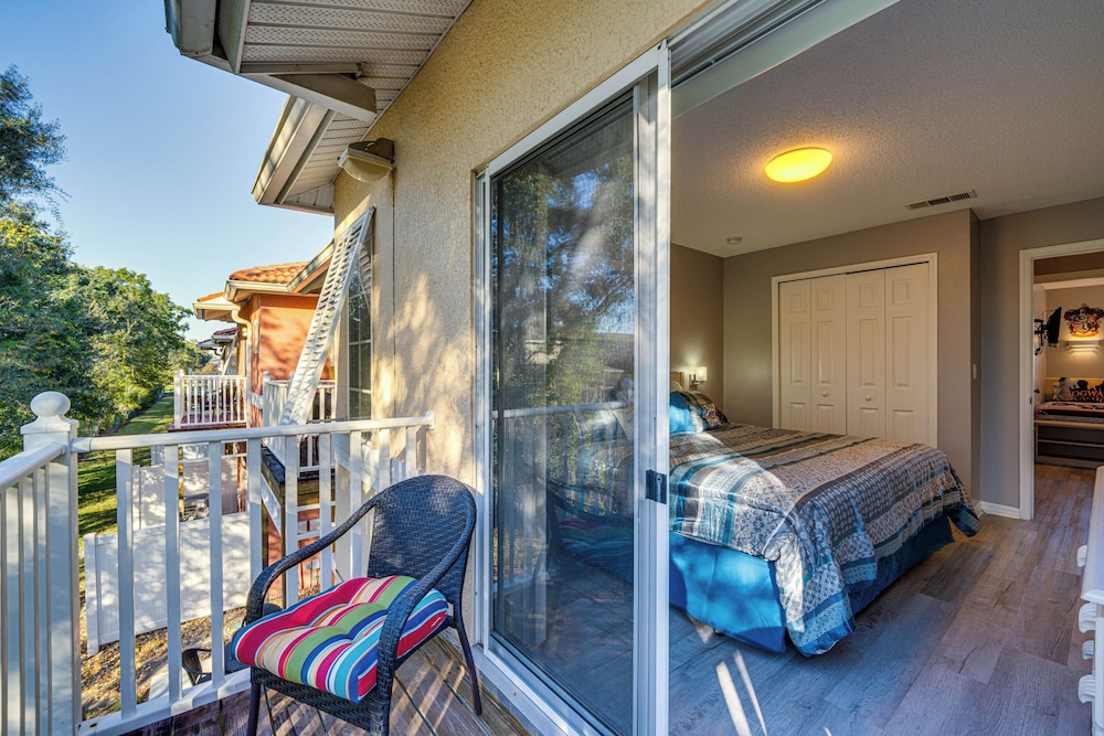 9 Mi to Disney Resort Getaway with Private Patio - photo 15