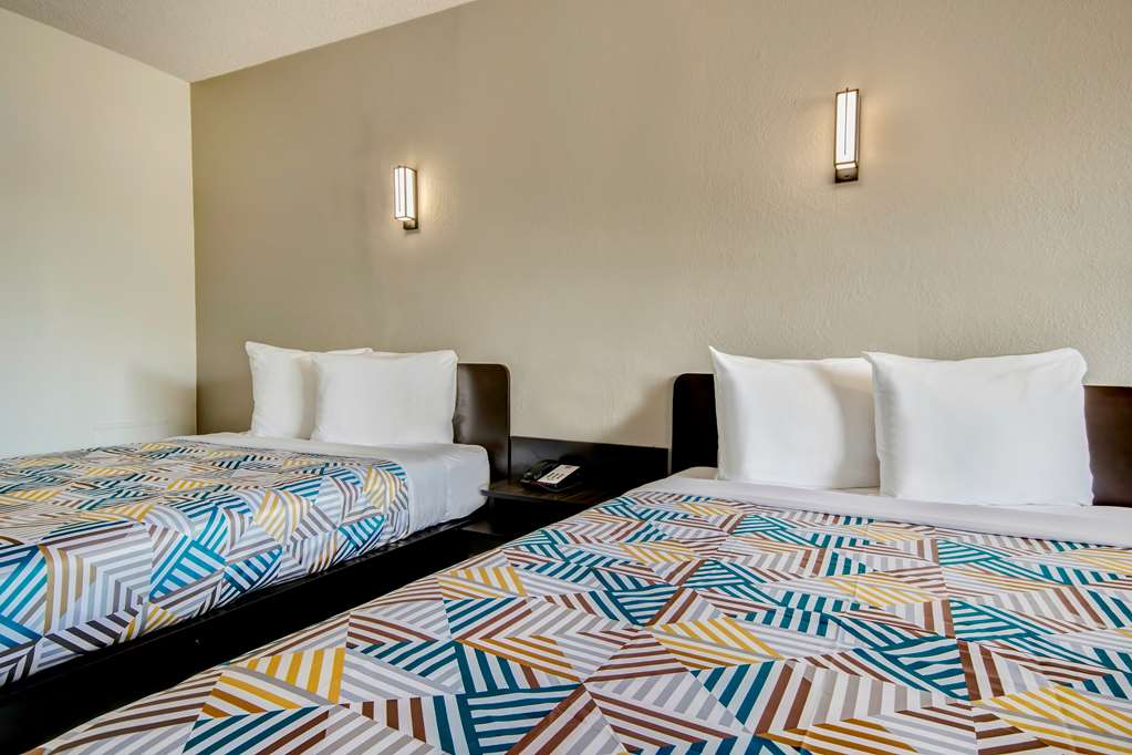 Motel 6 Osu N - photo 8