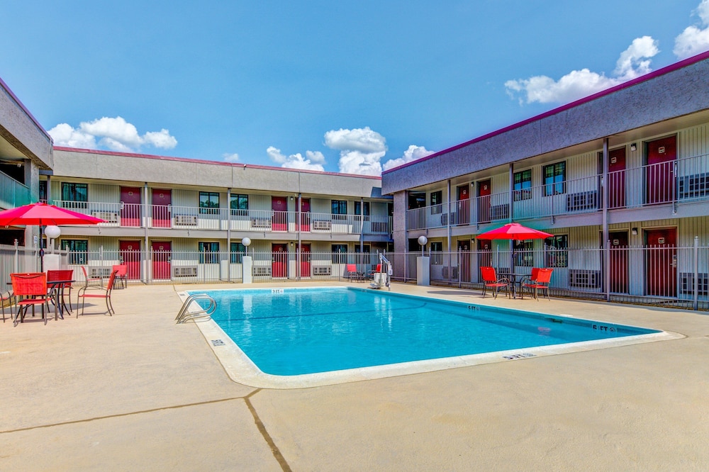 Red Roof Inn Lewisville - photo 26