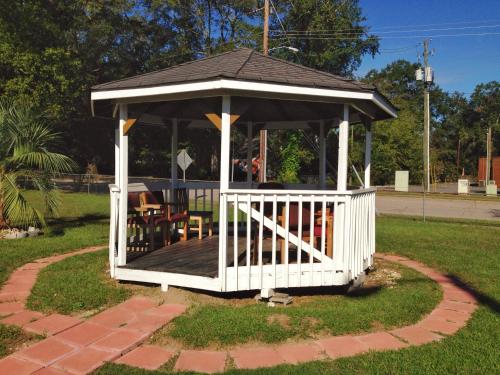 Inn Cheraw - photo 3
