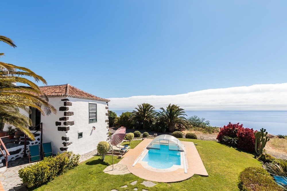 El Pósito — 4-Star Luxury Hotel in Mazo, Spain