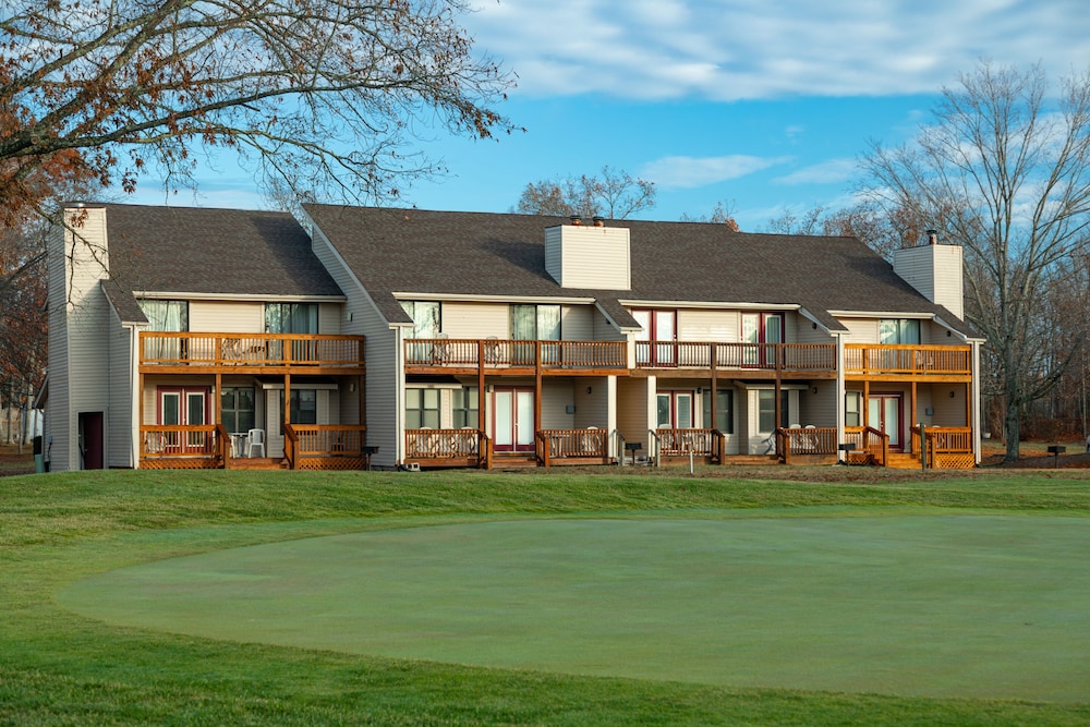 Crown Resorts at Lake Tansi West — hotel in Crossville