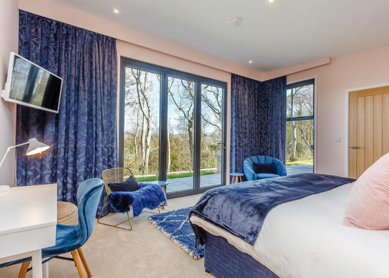 Swanborough Lakes Luxury Lodges — Lewes