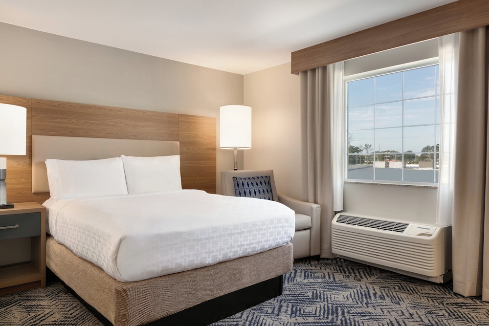 Candlewood Suites Houston Space Center Webster - photo 4