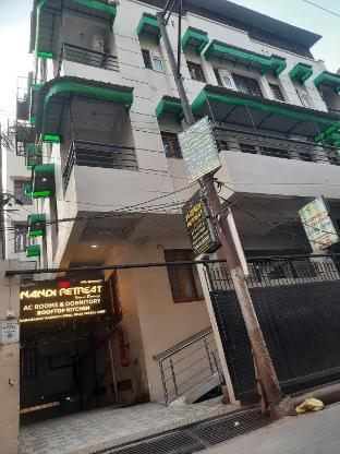 Nandi Retreat - last minute hotel in Varanasi