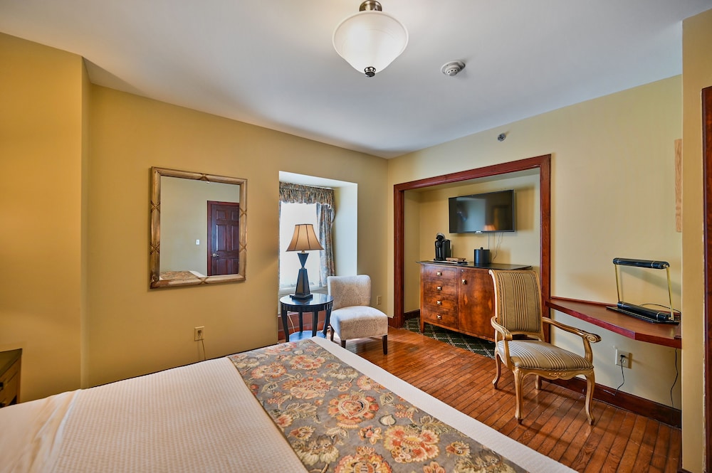 Tom Quick Inn - photo 28
