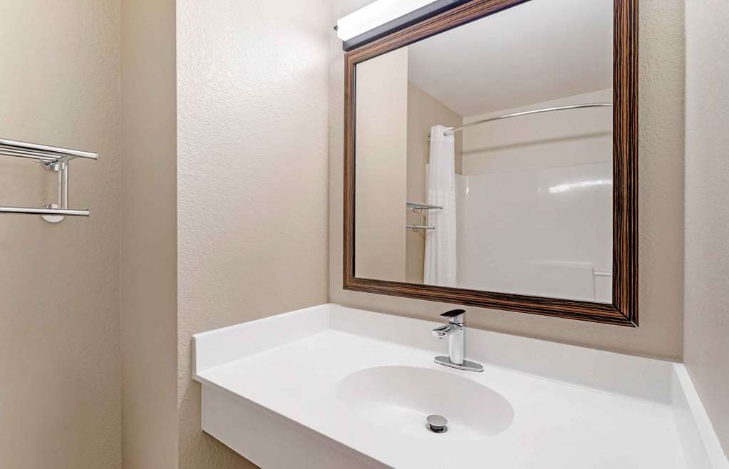 Extended Stay America Suites Asheville Tunnel Rd - photo 12