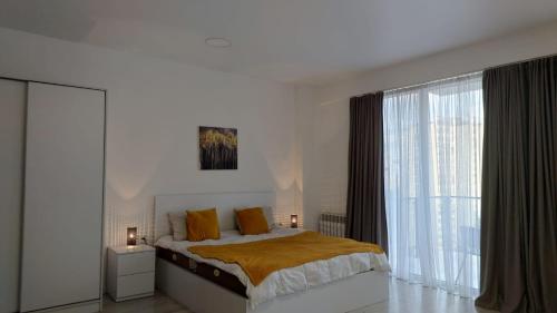 Top Studio Gorgasali open view 90#1