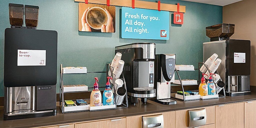avid hotel Lexington Hamburg Area by IHG - photo 25