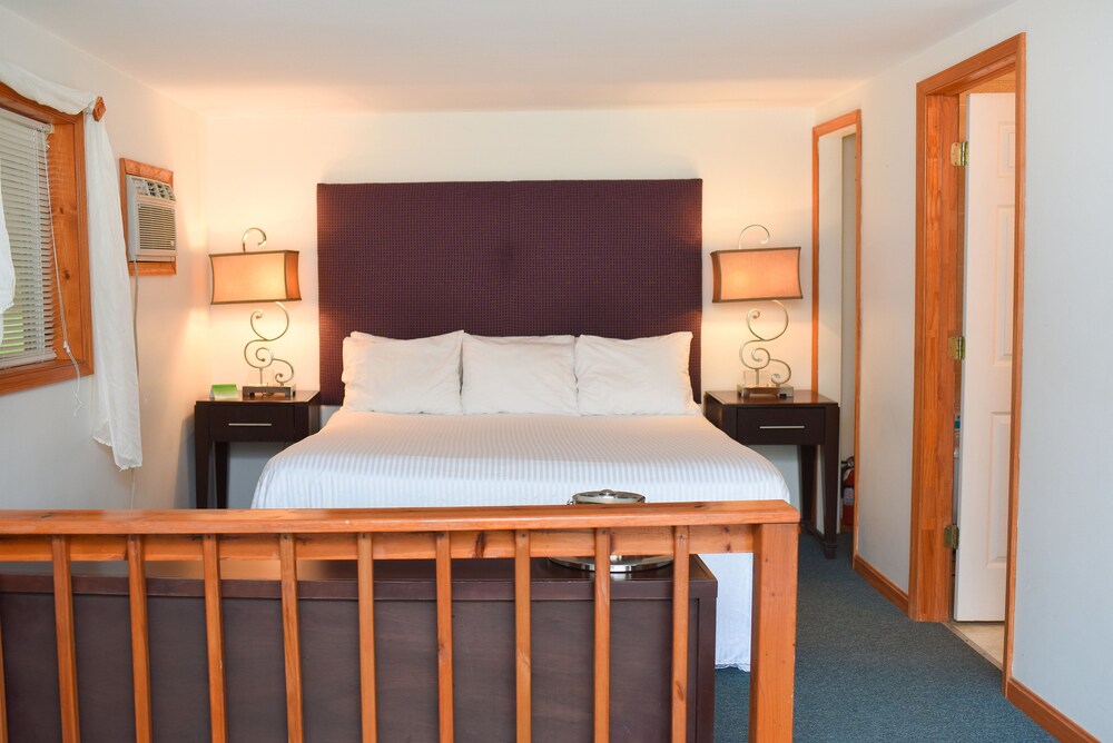 Chestnut Grove Resort - photo 8