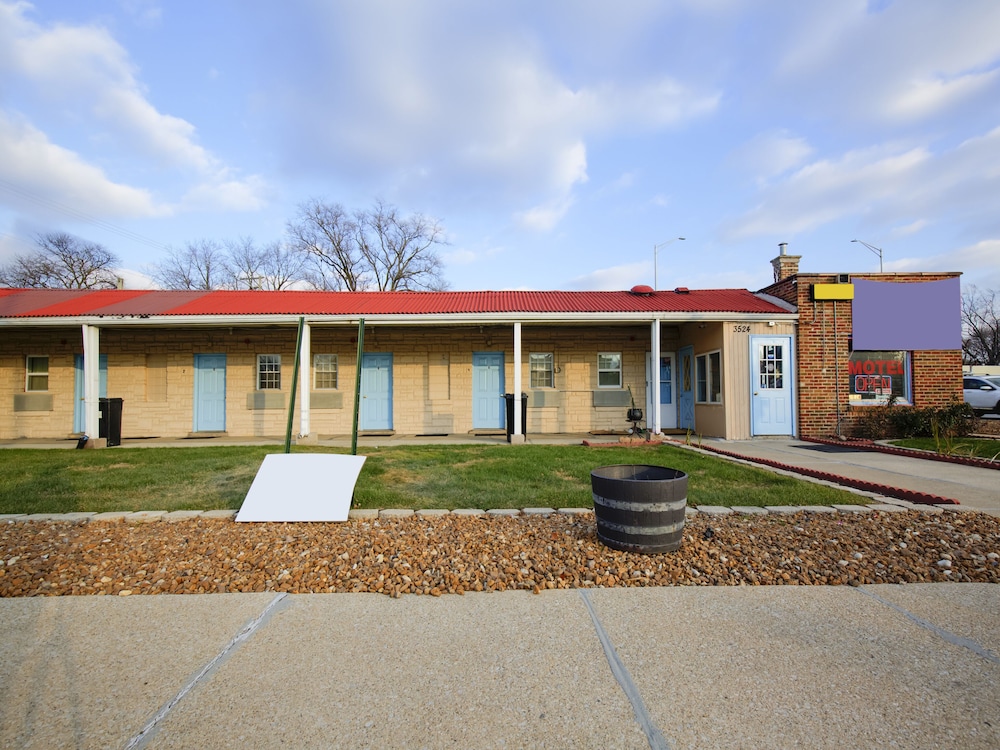 Hotel O Markham IL near Harvey Tinley Park - photo 37