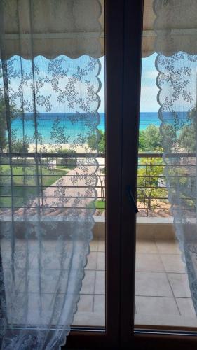 Villa Anna Iii — 4-Star Luxury Hotel in Nea Moudhania, Greece