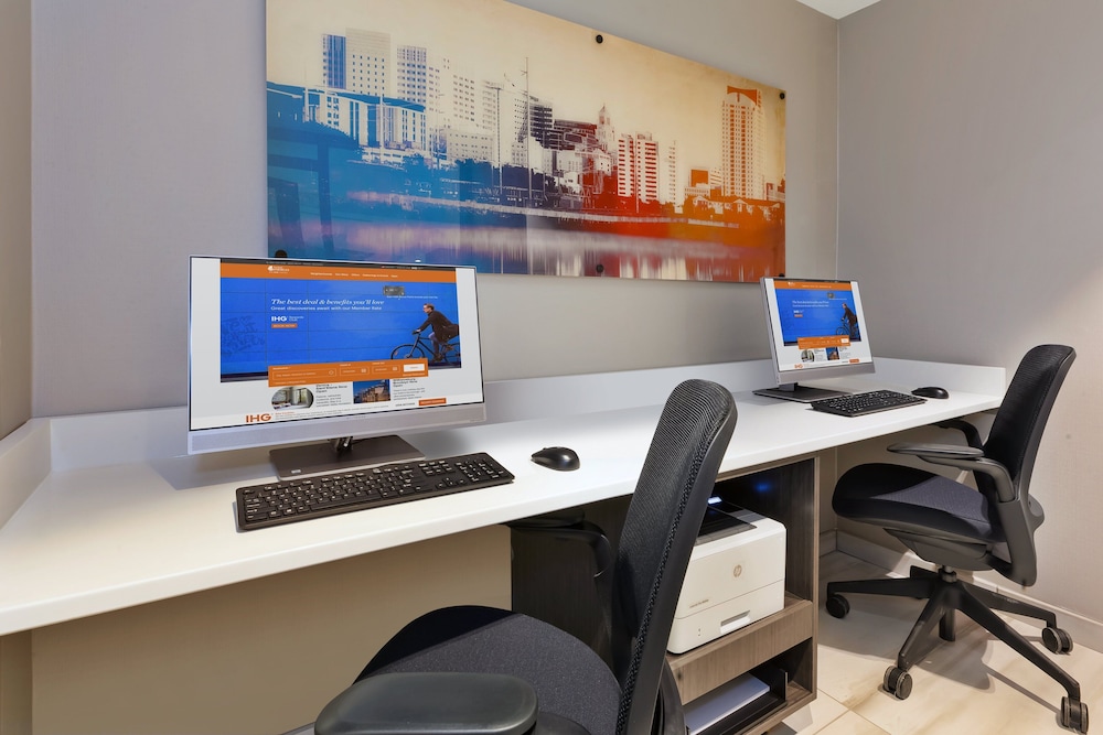 Hotel Indigo Rochester Mayo Clinic Area - photo 33