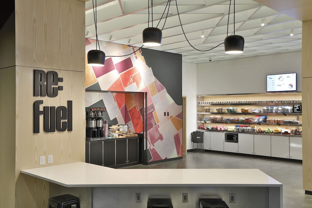 Aloft Chicago Mag Mile - photo 21