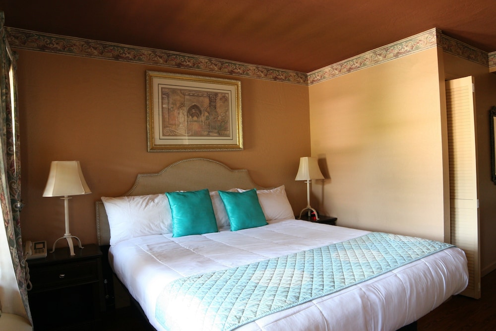 Oak Creek Terrace Resort - photo 6