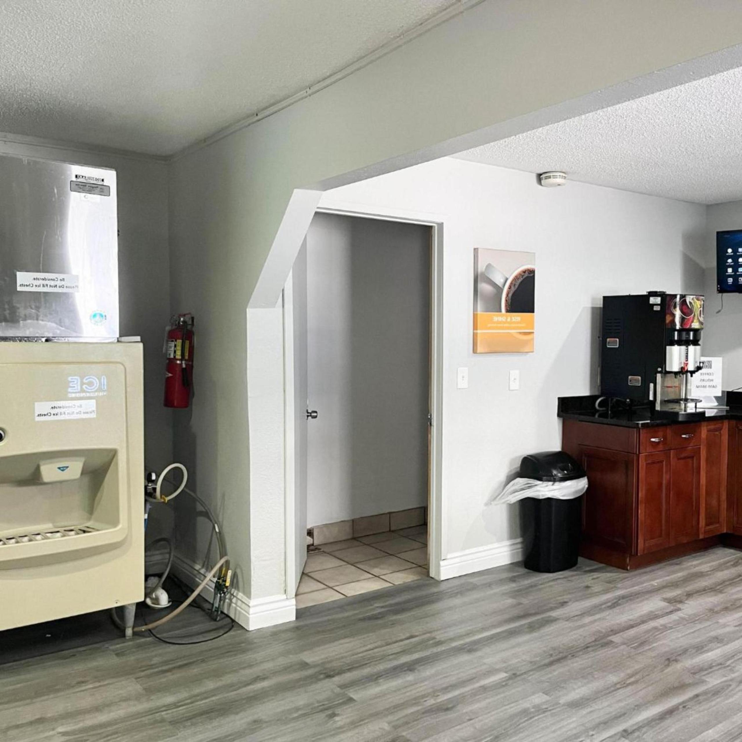 Studio 6 Suites Dayton Oh Englewood - photo 14