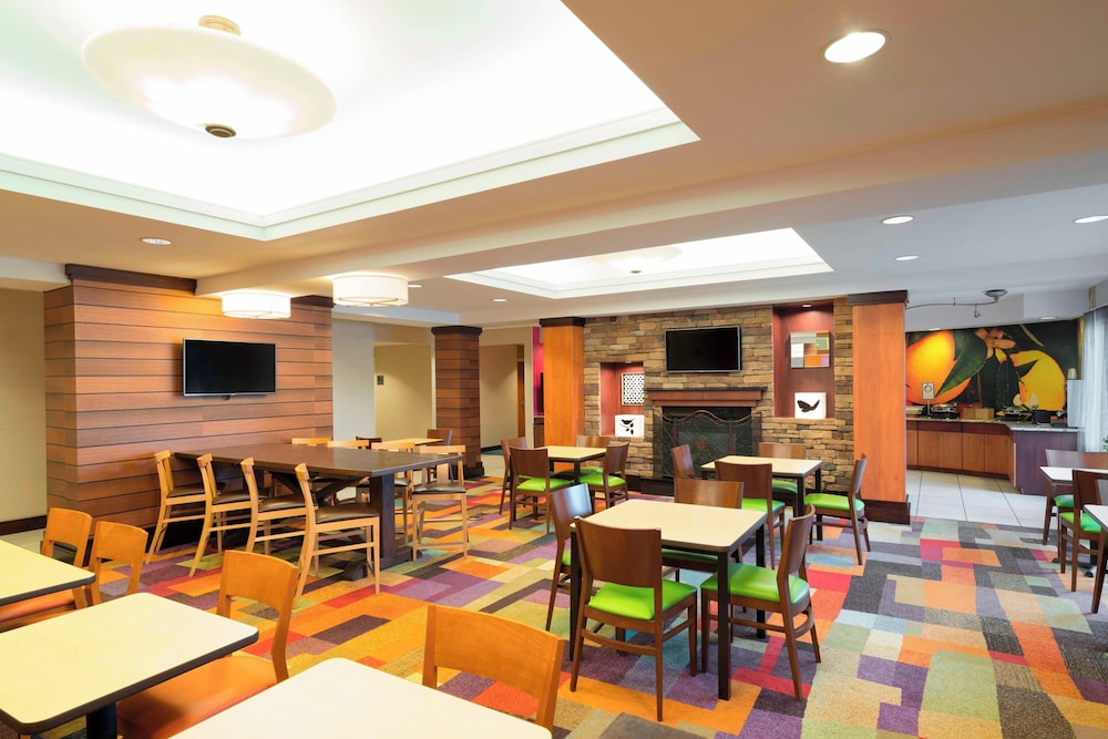 Fairfield Inn & Suites by Marriott State College - photo 26
