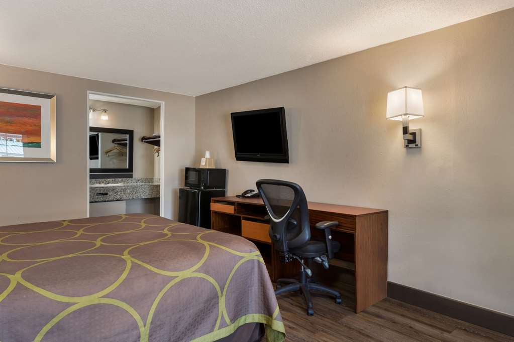 Rodeway Inn Charlotte Airport Area - photo 25