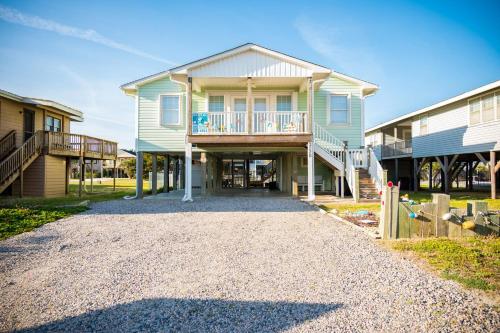 Mermaid Manor by Oak Island Accommodations - photo 35