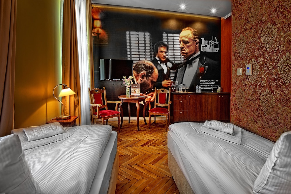 Stare Kino Cinema Residence — 4-Star Luxury Hotel in Lodz, Poland