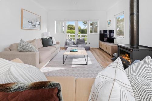 Queen of Hearts Beach House — 4-Star Luxury Hotel in Sorrento, Australia