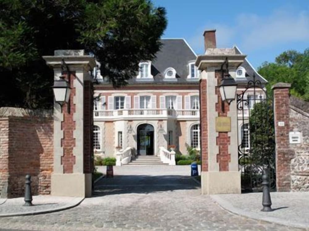 Chateau de Noyelles in Abbeville, France