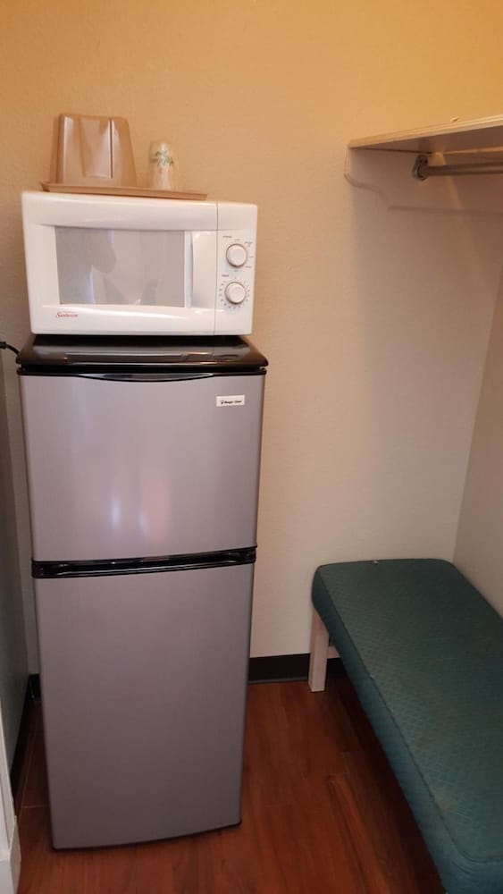 Luxury Inn & RV Park - photo 15