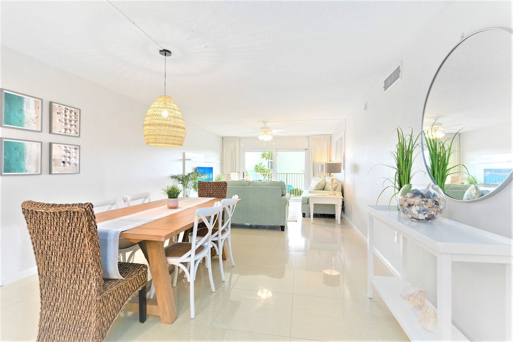 Cocoa Beach Towers by Happy Palm Stays - photo 65