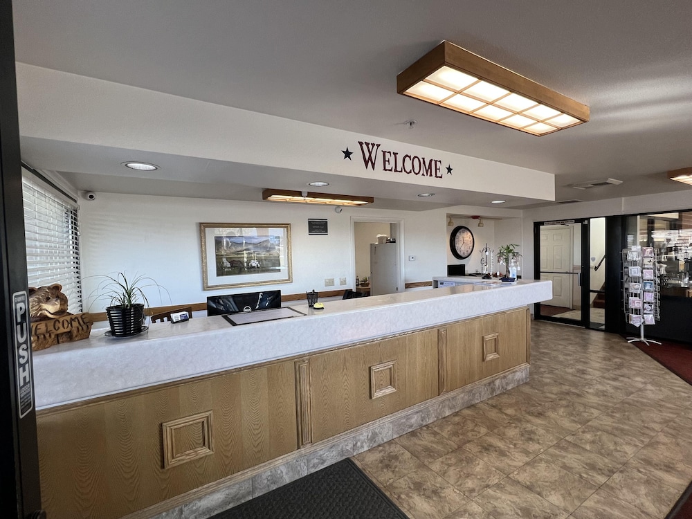 Oquirrh Mountain Inn - photo 4