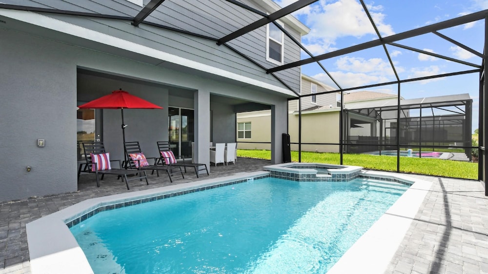 Orlando Getaway: Near Disney Pool Resort - photo 18