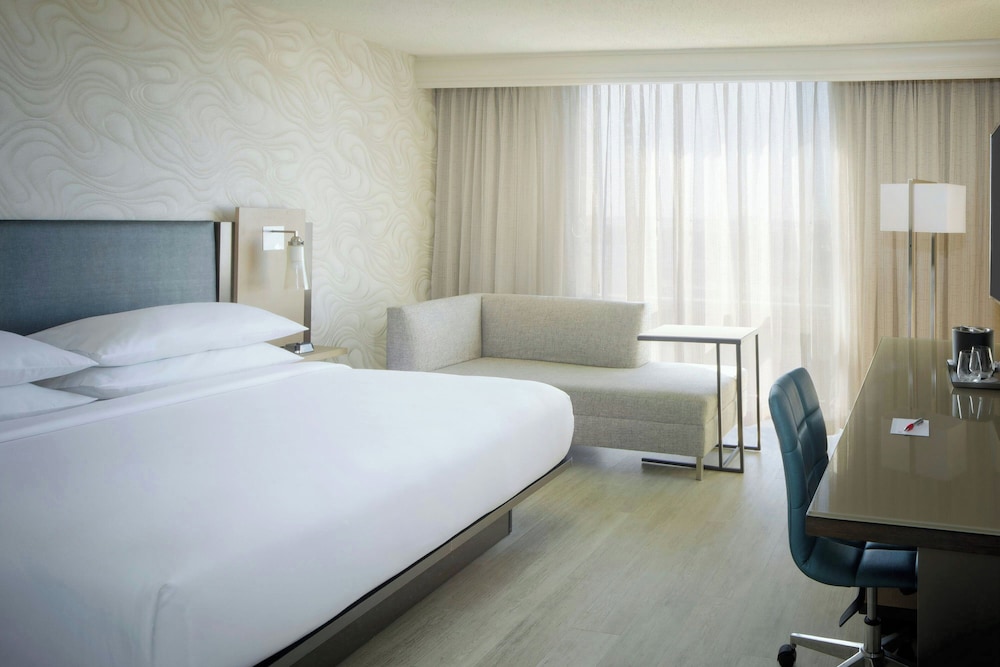 Miami Airport Marriott - photo 12