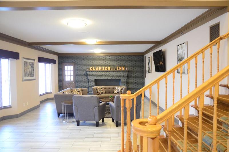 Clarion Inn near JBLM - photo 8