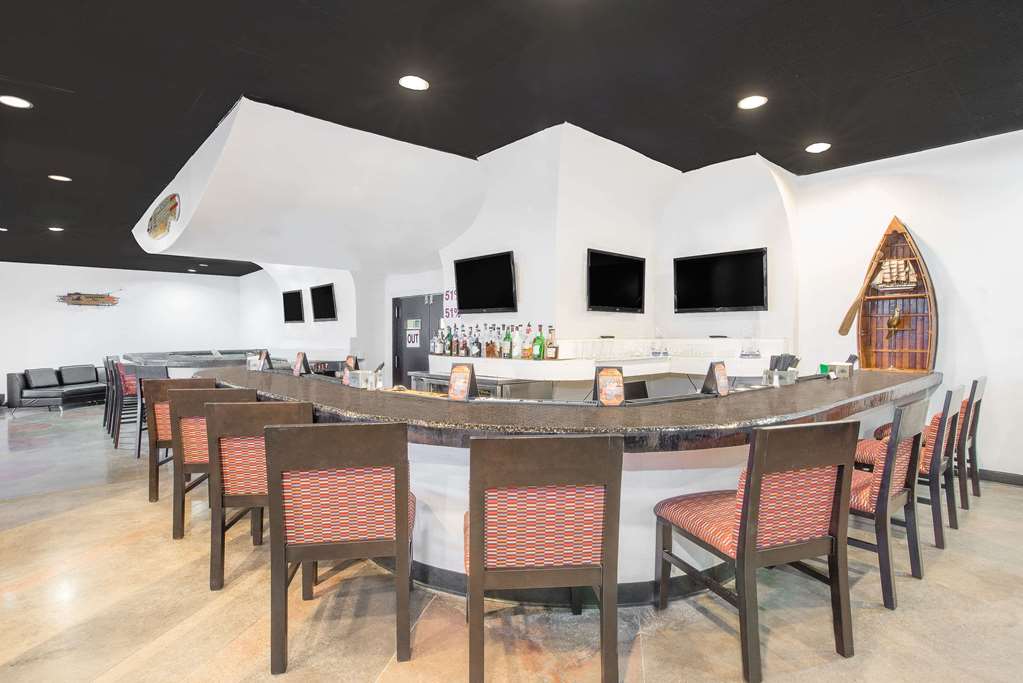 Wyndham Garden Midland - photo 15